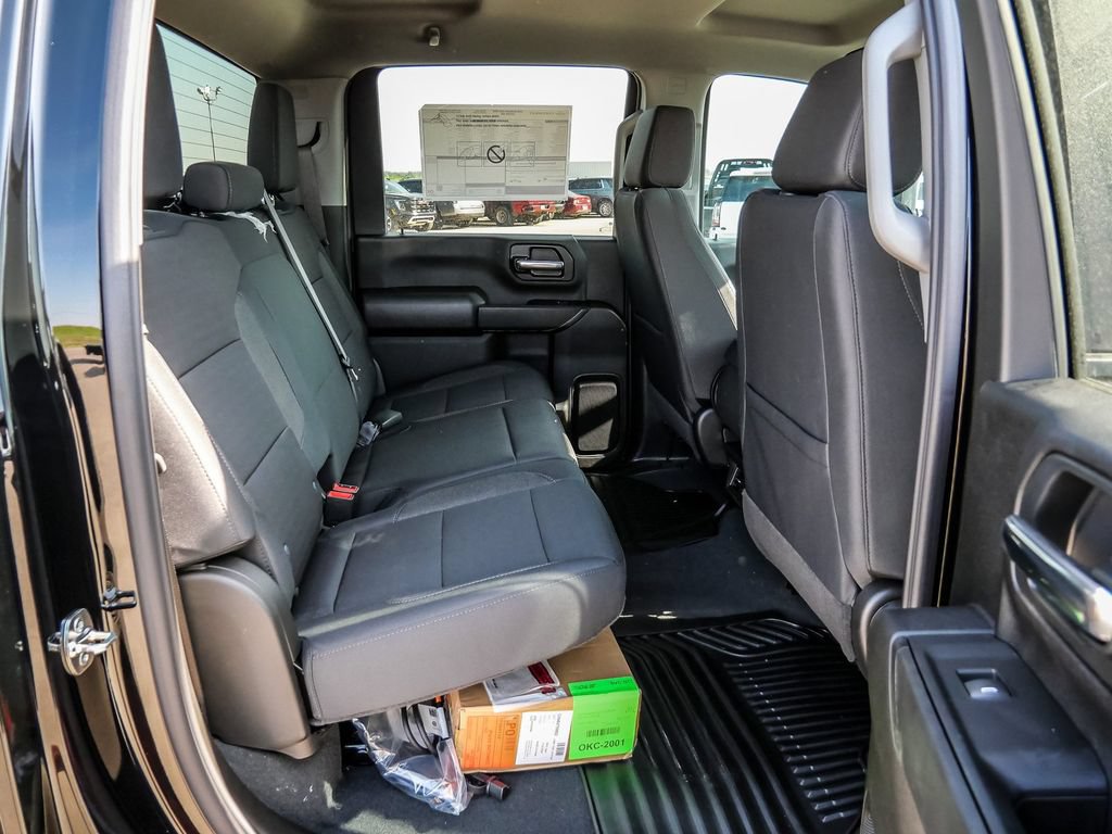 New 2026 Chevrolet Silverado 2500 Custom w/ Custom Value Package AWD/4WD image 19