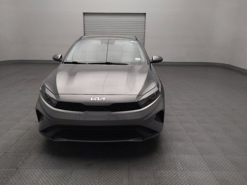 Used 2022 Kia Forte LXS FWD image 15