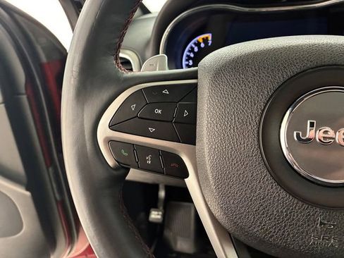 Used 2018 Jeep Grand Cherokee Trailhawk w/ Trailhawk Luxury Group image 23