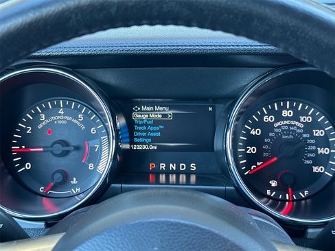 Used 2016 Ford Mustang Premium image 27