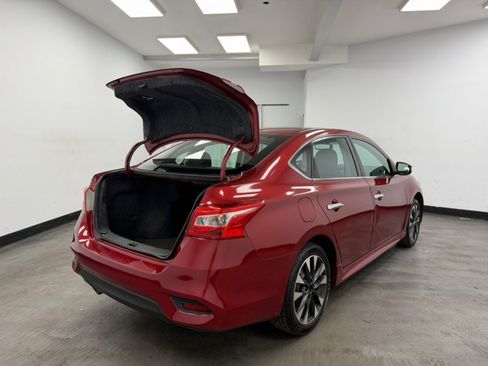 Used 2019 Nissan Sentra SR w/ Premium Package (SR) FWD image 60