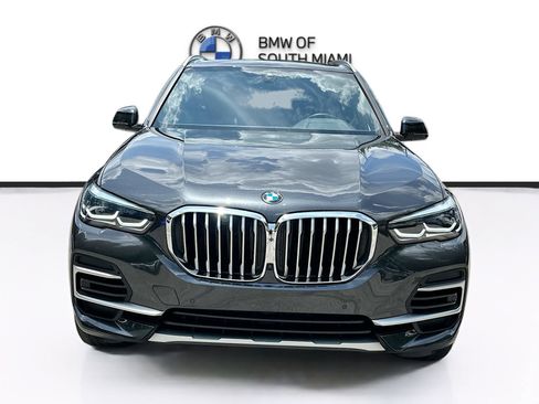 Used 2023 BMW X5 xDrive40i w/ Parking Assistance Package AWD/4WD image 2