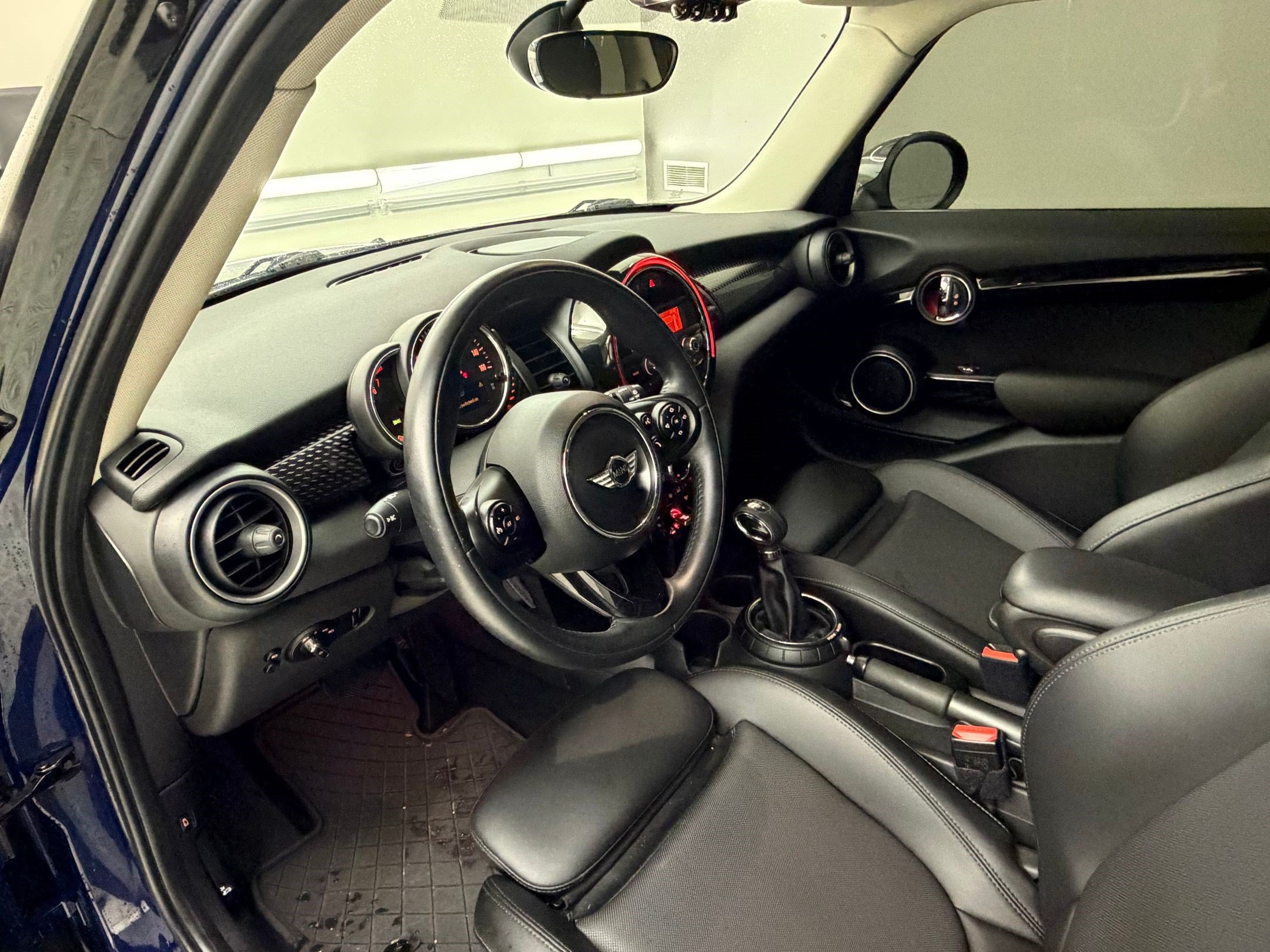 Used 2015 MINI Cooper S FWD image 12