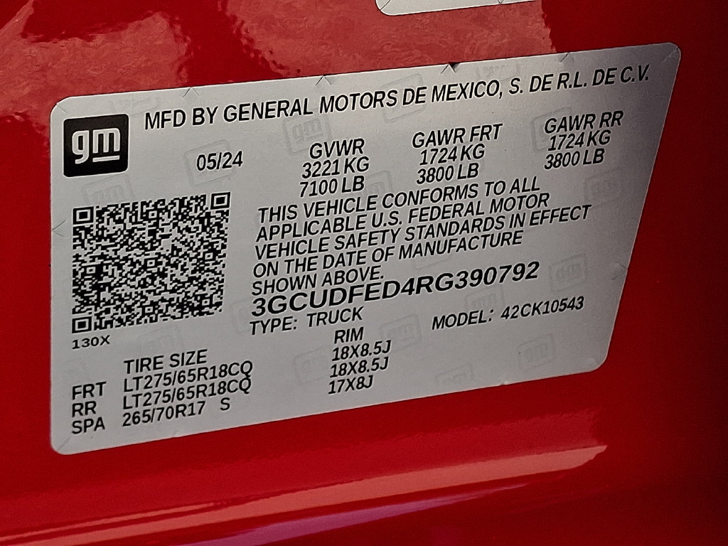 Used 2024 Chevrolet Silverado 1500 LT Trail Boss w/ LPO, Dark Essentials Package AWD/4WD image 27