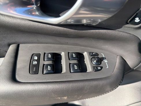 Used 2025 Volvo XC90 T8 Plus w/ Protection Package Premier image 32