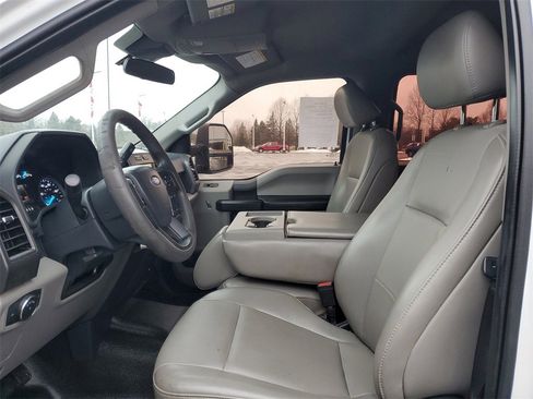 Used 2022 Ford F250 XL w/ STX Appearance Package image 8