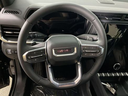 Used 2026 GMC Terrain Elevation w/ Elevation Premium Package FWD image 14