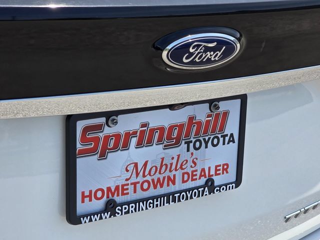 Used 2020 Ford Edge Titanium FWD image 34