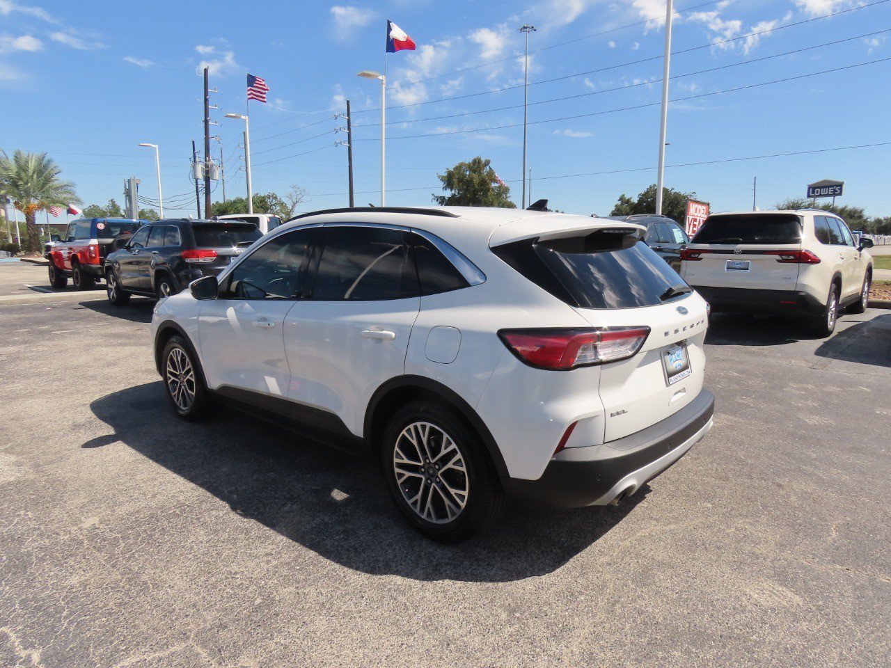 Used 2020 Ford Escape SEL FWD image 17