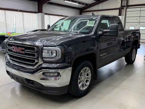Used 2016 GMC Sierra 1500 SLE w/ SLE Value Package AWD/4WD image 5