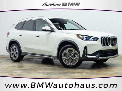 Used 2025 BMW X1 xDrive28i image 1