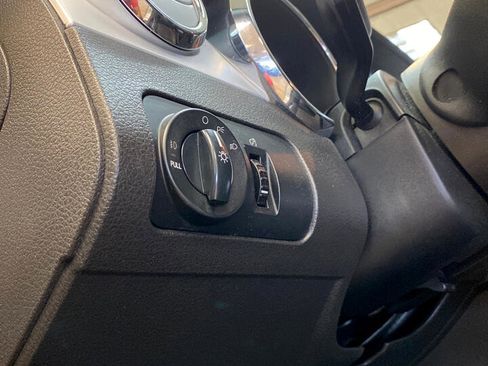 Used 2006 Ford Mustang GT image 19