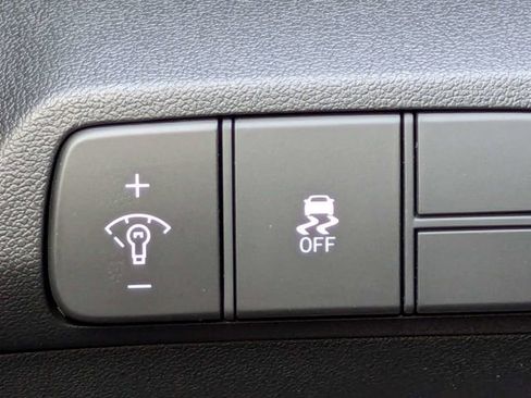 New 2026 Hyundai Elantra Sport image 24