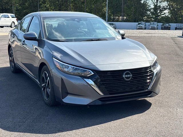 Used 2025 Nissan Sentra SV FWD image 1