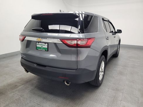 Used 2018 Chevrolet Traverse LS FWD image 7