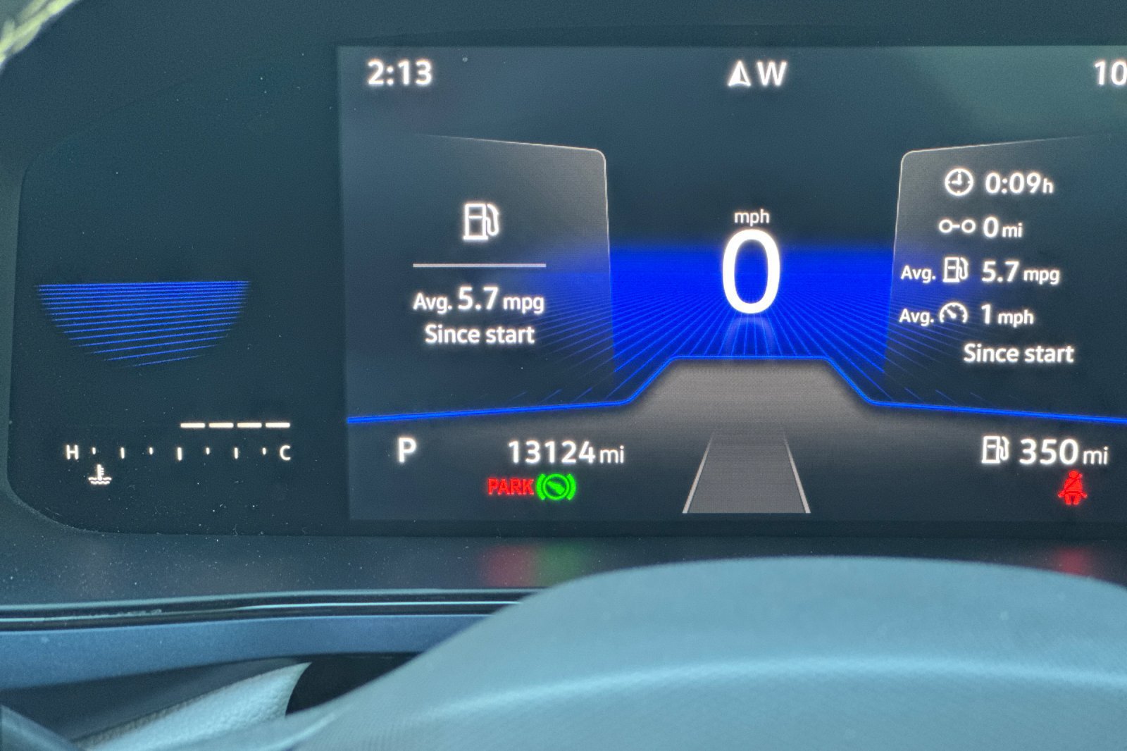 Used 2023 Volkswagen Taos SE w/ Panoramic Sunroof Package FWD image 27