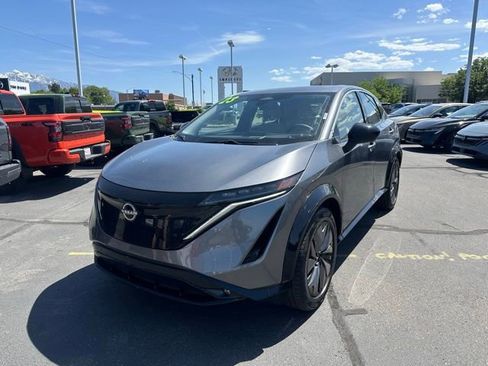 Used 2023 Nissan Ariya FWD image 5