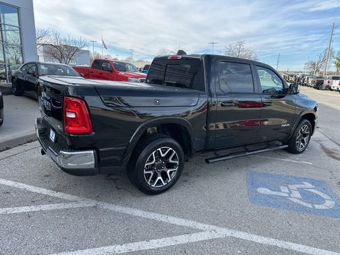 Used 2025 RAM 1500 Laramie image 30