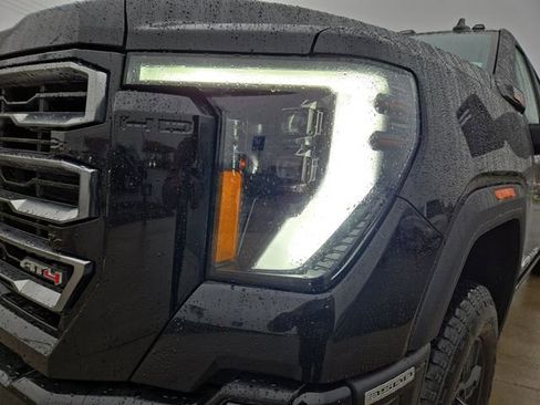 Used 2025 GMC Sierra 3500 AT4 w/ AT4 Premium Plus Package image 6