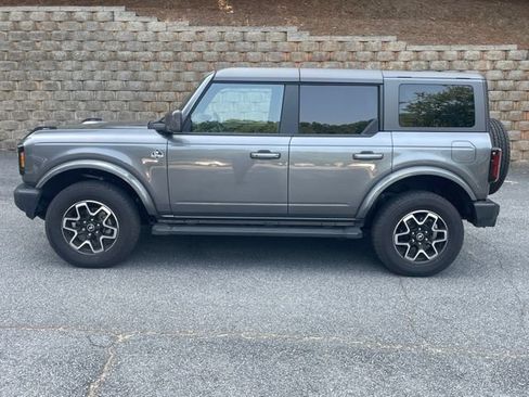 Used 2024 Ford Bronco Outer Banks AWD/4WD image 6