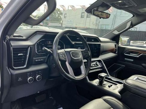 Used 2022 GMC Sierra 1500 Denali w/ Denali Reserve Package image 24