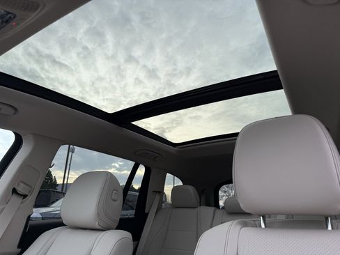 New 2026 Mercedes-Benz GLS 450 4MATIC image 2