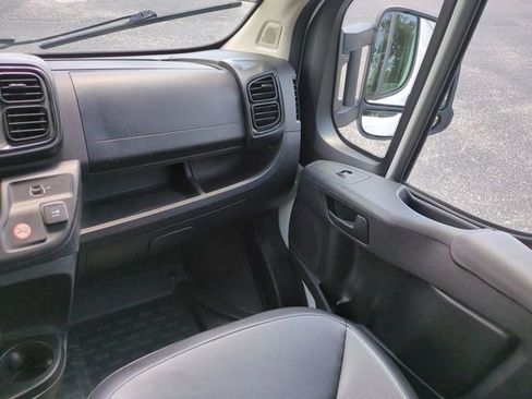 Used 2023 RAM ProMaster 2500 FWD image 17