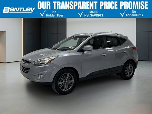 Used 2015 Hyundai Tucson SE FWD image 1