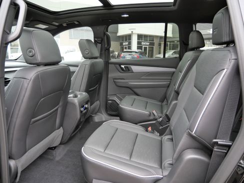 New 2026 Buick Enclave Sport Touring image 4