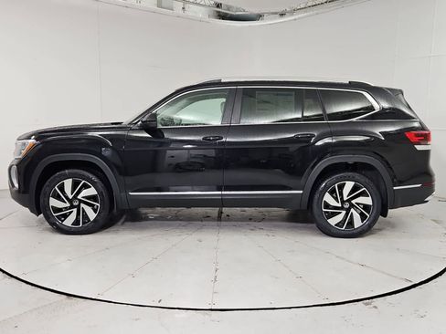 New 2026 Volkswagen Atlas SEL image 3