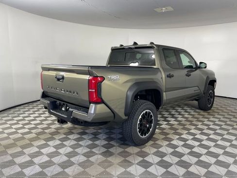New 2026 Toyota Tacoma TRD Off-Road w/ TRD Off Road Premium Package image 6