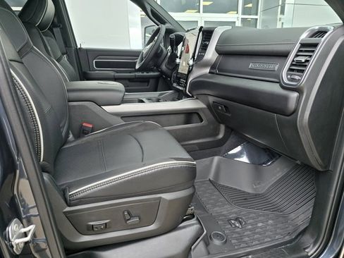 Used 2025 RAM 2500 Laramie w/ Sport Appearance Package image 30