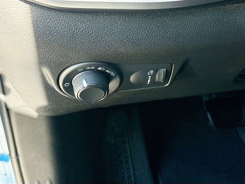 Used 2023 Jeep Compass Sport AWD/4WD image 22