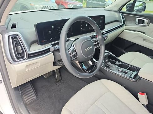 Certified 2024 Kia Sorento SX AWD/4WD image 14