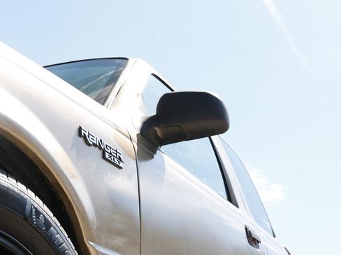 Used 2002 Ford Ranger XL image 29