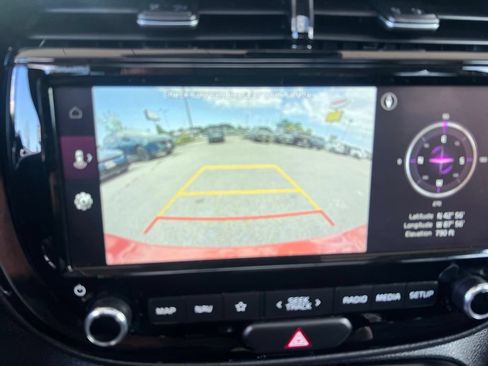 Certified 2022 Kia Soul GT-Line FWD image 55