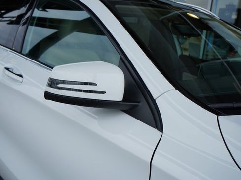 Used 2019 Mercedes-Benz GLA 250 GLA 250 image 12