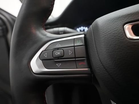 Used 2022 Jeep Compass Trailhawk w/ Trailhawk Convenience Group image 17