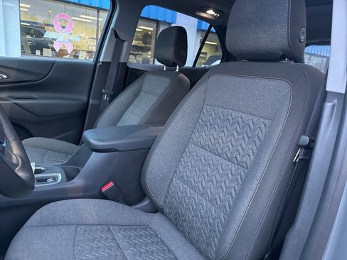 Used 2024 Chevrolet Equinox LT image 24