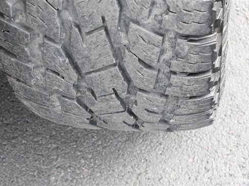 Used 2019 Ford F350 Platinum w/ Platinum Ultimate Package image 32