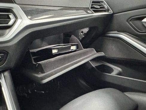 Used 2019 BMW 330i xDrive Sedan w/ Premium Package AWD/4WD image 26