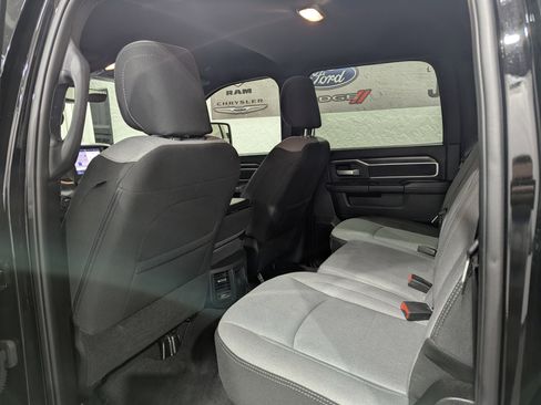 Used 2024 RAM 2500 Big Horn w/ Bed Utility Group image 10