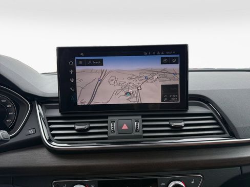 Certified 2025 Audi Q5 2.0T Premium Plus w/ Premium Plus Package image 17