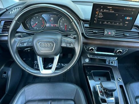 Used 2023 Audi Q5 2.0T Premium w/ Convenience Package AWD/4WD image 17