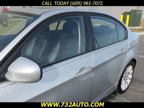 Used 2011 BMW 328i xDrive 328i xDrive AWD 4dr Sedan SULE image 26