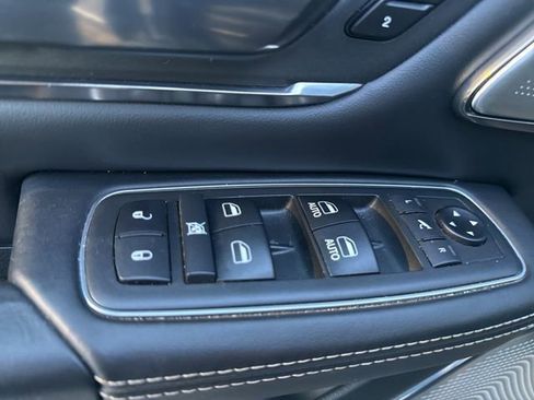 Used 2019 RAM 1500 Limited image 27