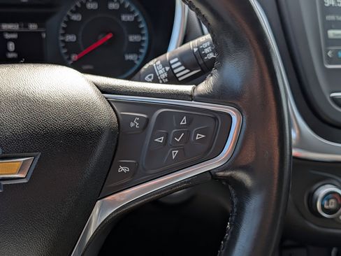 Used 2018 Chevrolet Equinox LT image 24