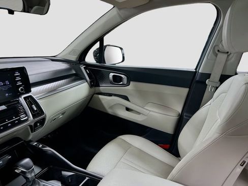 Certified 2021 Kia Sorento S w/ Panoramic Sunroof Package image 23