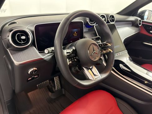 Used 2024 Mercedes-Benz GLC 43 AMG 4MATIC image 4