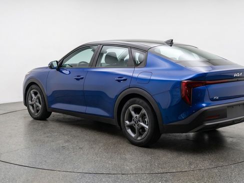 Used 2025 Kia K4 FWD image 6